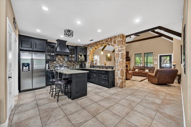 5833 Wall Avenue, Haltom City, TX 76117