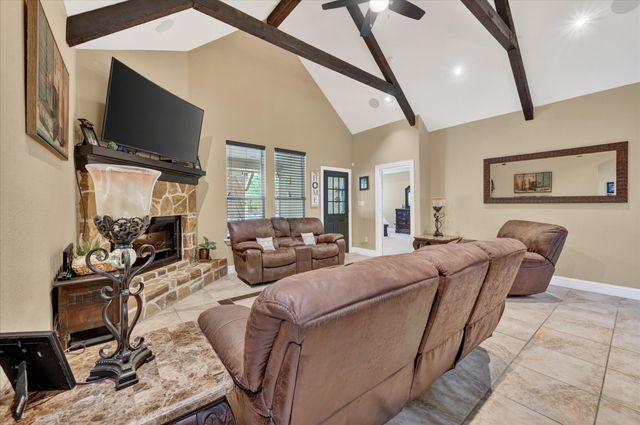 5833 Wall Avenue, Haltom City, TX 76117