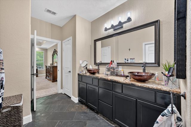 5833 Wall Avenue, Haltom City, TX 76117