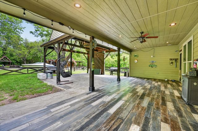 5833 Wall Avenue, Haltom City, TX 76117