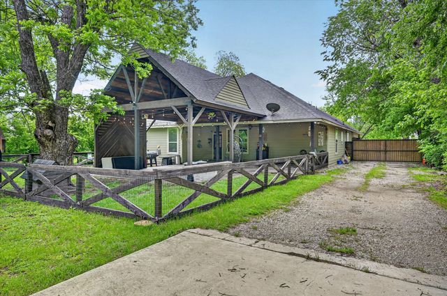 5833 Wall Avenue, Haltom City, TX 76117