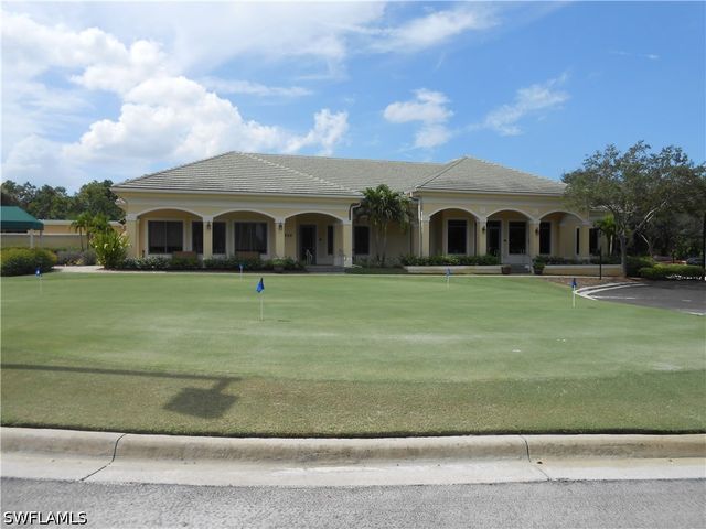 2855 Cypress Trace Circle CIR NW 202, Naples, FL 34119