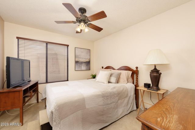 4183 E CHOLLA CANYON Drive, Phoenix, AZ 85044