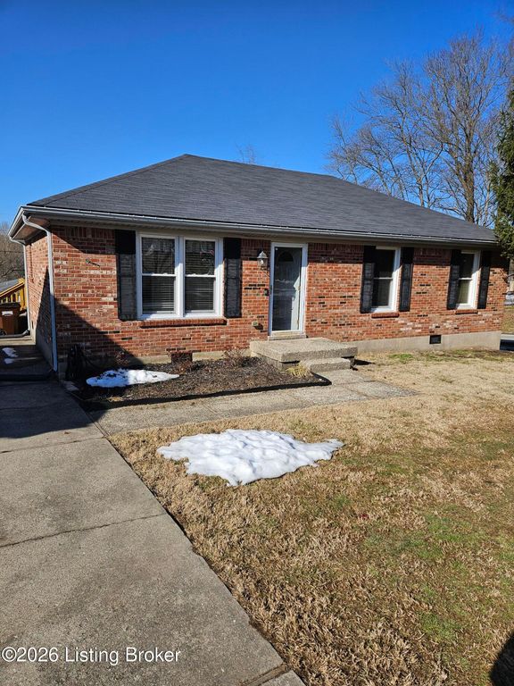 10 Cove Rd, Shelbyville, KY 40065