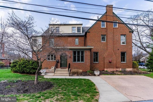 118 GRAHAM ST, Harrisburg, PA 17110