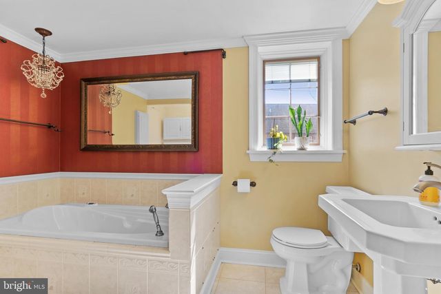 118 GRAHAM ST, Harrisburg, PA 17110