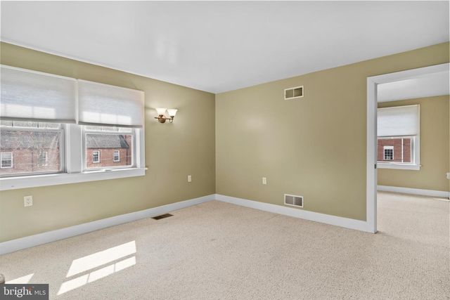 118 GRAHAM ST, Harrisburg, PA 17110