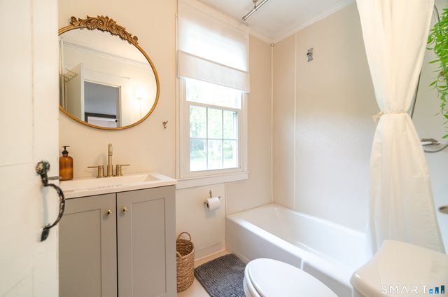 230 Killingworth Road, Haddam, CT 06441