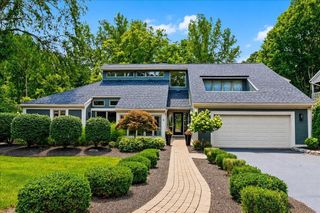4377 Shire Creek Court, Hilliard, OH 43026