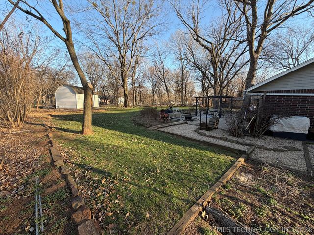 1302 N Miami Avenue, Chouteau, OK 74337