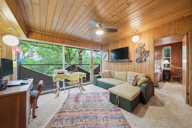 3400 Wildwood Court, Bartlesville, OK 74006