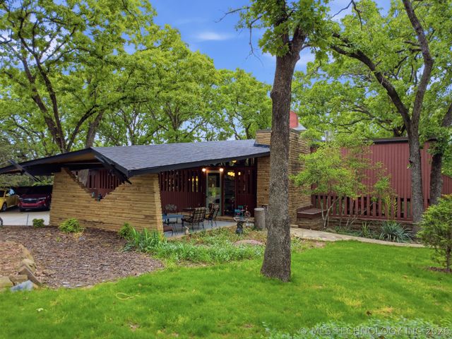 3400 Wildwood Court, Bartlesville, OK 74006