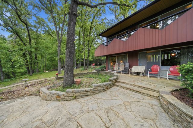 3400 Wildwood Court, Bartlesville, OK 74006