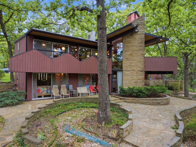 3400 Wildwood Court, Bartlesville, OK 74006