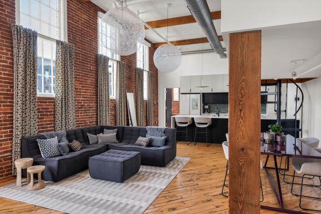 1400 Rosa L Parks Blvd Apt 216, Nashville, TN 37208