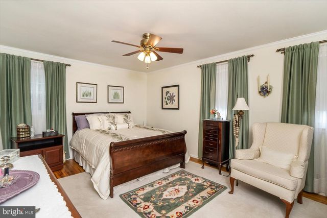 12 MICHELE CT, Hamilton, NJ 08619