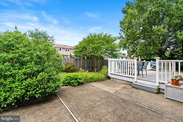 12 MICHELE CT, Hamilton, NJ 08619