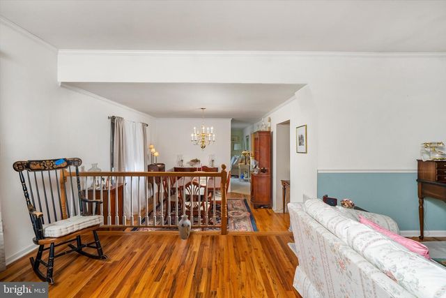 12 MICHELE CT, Hamilton, NJ 08619