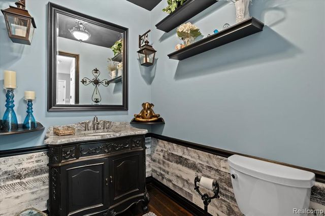 9050 Cascade Drive, South Lyon, MI 48178