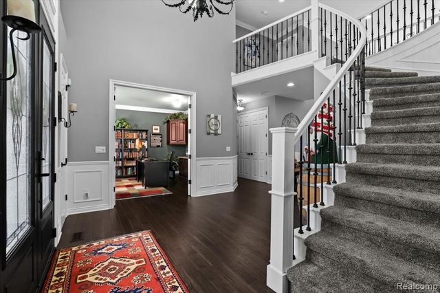 9050 Cascade Drive, South Lyon, MI 48178