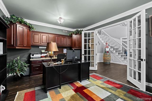 9050 Cascade Drive, South Lyon, MI 48178