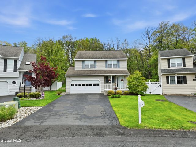 41 Wicken Square, Albany, NY 12205