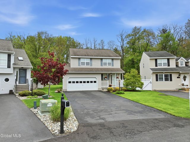 41 Wicken Square, Albany, NY 12205