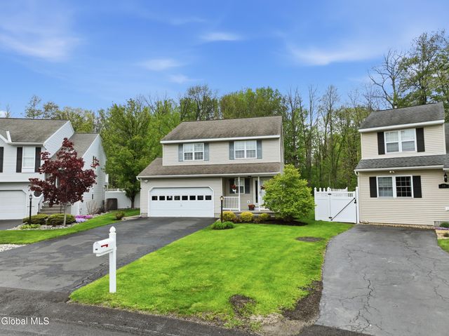 41 Wicken Square, Albany, NY 12205