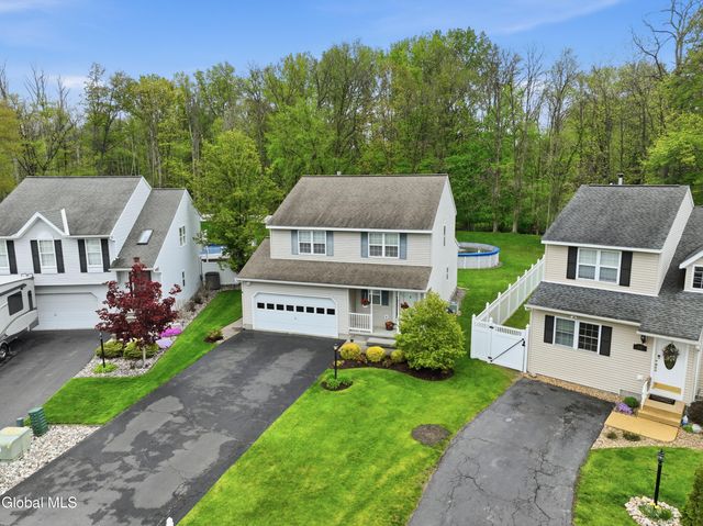41 Wicken Square, Albany, NY 12205