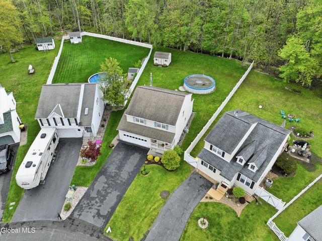 41 Wicken Square, Albany, NY 12205