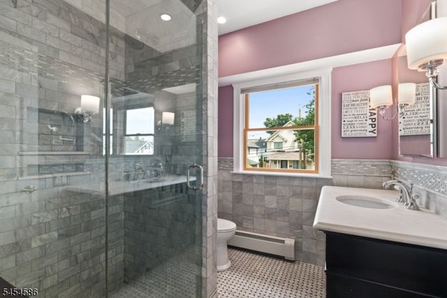 252 Springfield Ave, Hasbrouck Heights Boro, NJ 07604