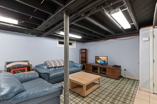 252 Springfield Ave, Hasbrouck Heights Boro, NJ 07604