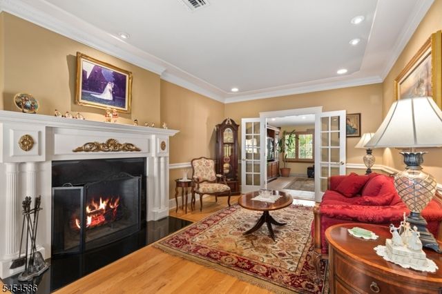 252 Springfield Ave, Hasbrouck Heights Boro, NJ 07604