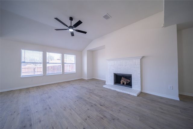 152 Rolling Hills Place, Lancaster, TX 75146