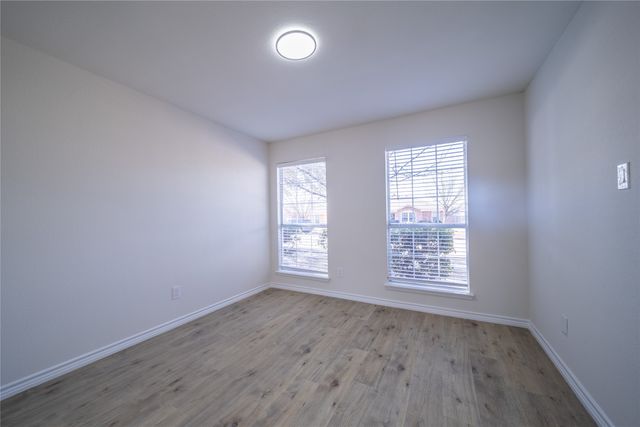 152 Rolling Hills Place, Lancaster, TX 75146