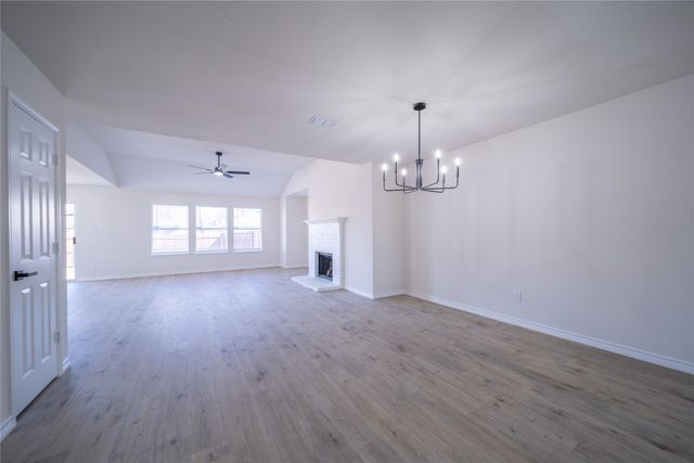 152 Rolling Hills Place, Lancaster, TX 75146