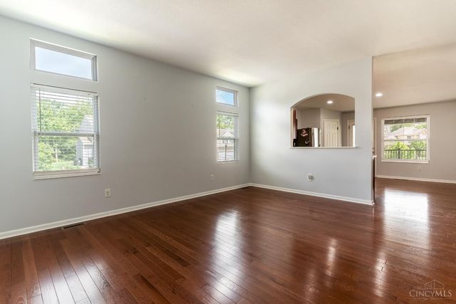 5984 Oak Leaf Court, Hamilton Twp, OH 45152