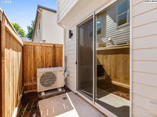 6649 N Fessenden St, Portland, OR 97203