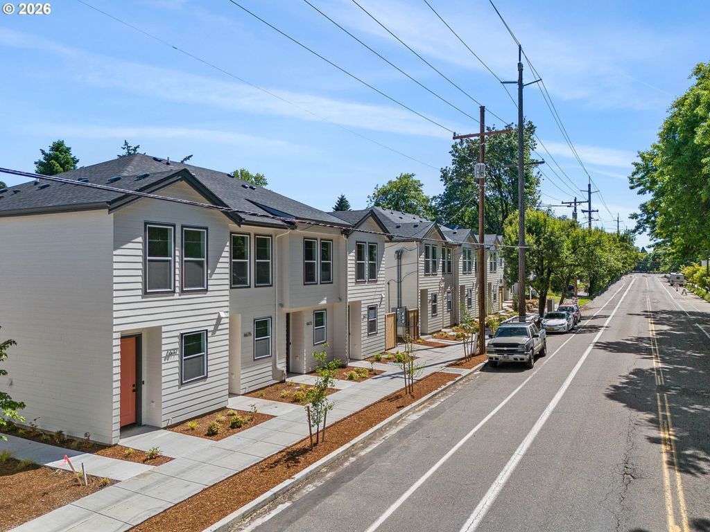6649 N Fessenden St, Portland, OR 97203