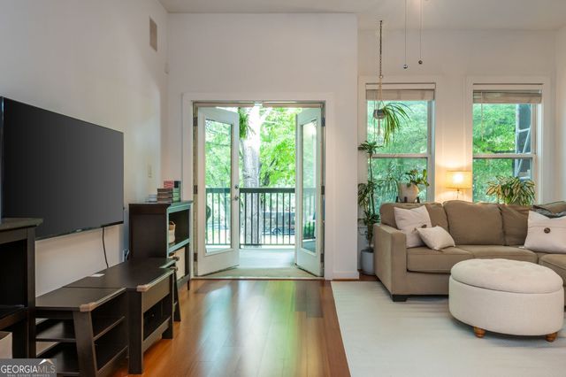 870 Inman Village Parkway NE 201, Atlanta, GA 30307