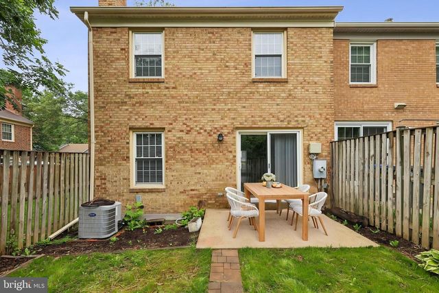7937 BETHELEN WOODS LN, Springfield, VA 22153