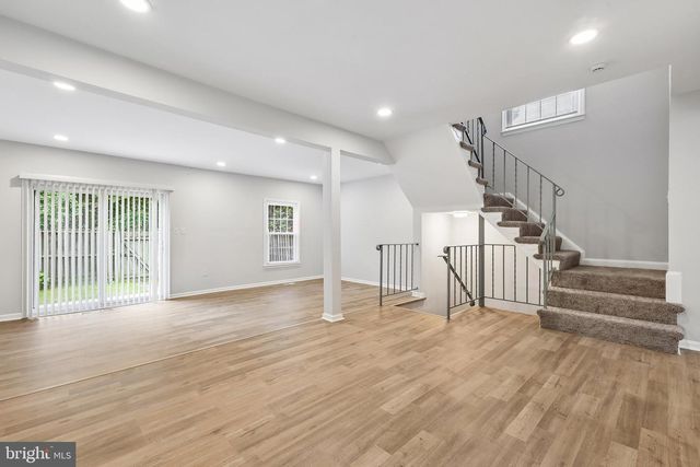 7937 BETHELEN WOODS LN, Springfield, VA 22153