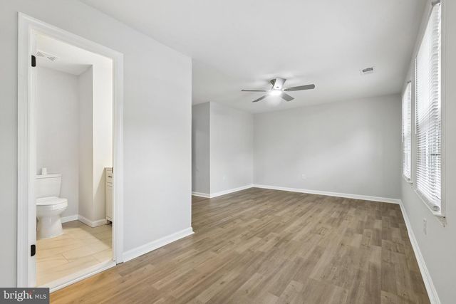 7937 BETHELEN WOODS LN, Springfield, VA 22153