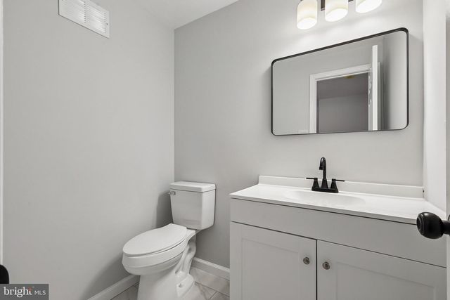 7937 BETHELEN WOODS LN, Springfield, VA 22153