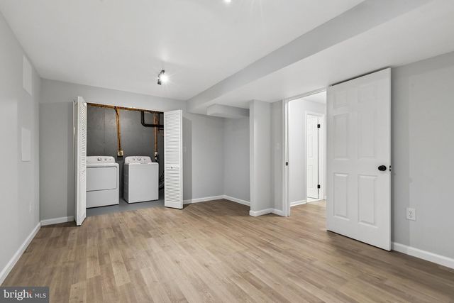 7937 BETHELEN WOODS LN, Springfield, VA 22153