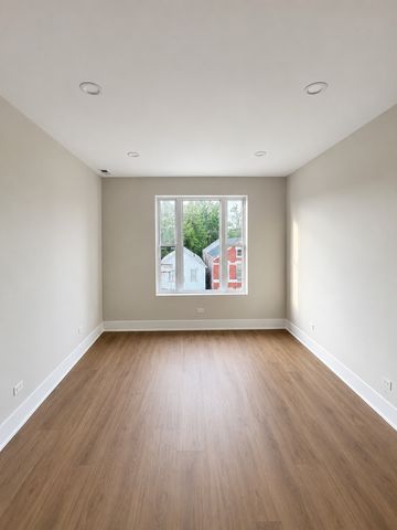 2129 W 18th Place 3, Chicago, IL 60608