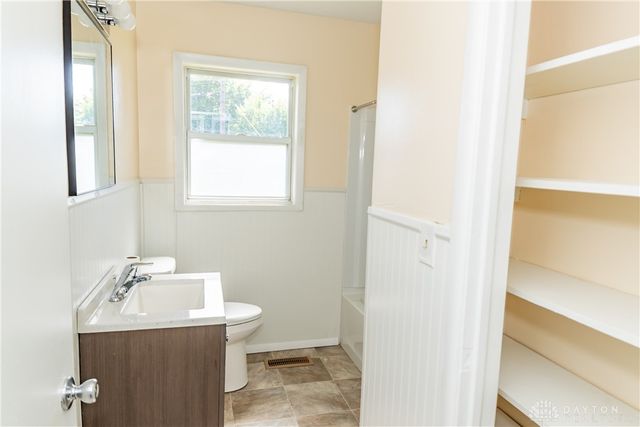 3811 Montevideo Drive, Dayton, OH 45414