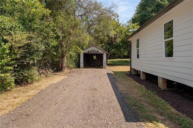 130 N Cass Street, Adairsville, GA 30103