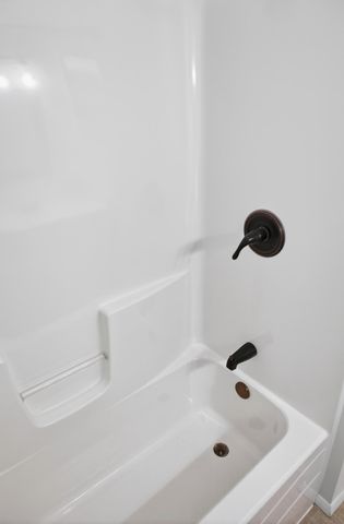 107 Riverside Drive 107 Riverside Drive, Piqua, OH 45356