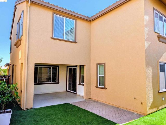 103 E Vince St, Mountain House, CA 95391